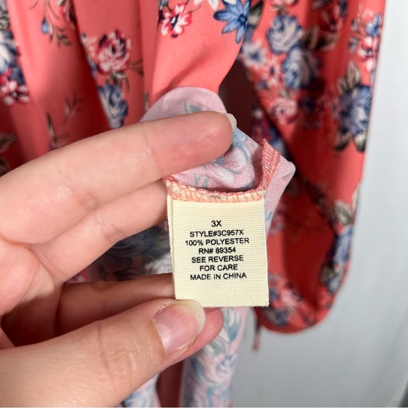 No Comment Peach Orange Floral Off The Shoulder Tie Detail Plus Size Top 3X - Picture 4 of 5